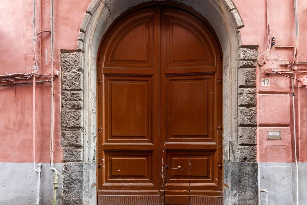 Art Inn Centro Neapol Zewnętrze zdjęcie